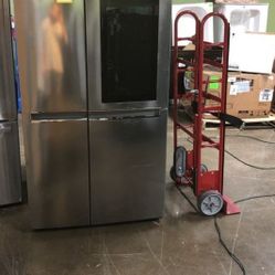 LG 26.8 Cu. Refrigerator LRSESV IAG