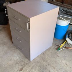 Four drawer cabinet