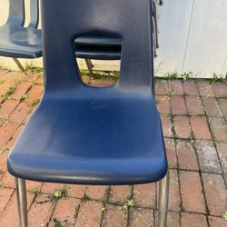 Stackable Adults Chairs 