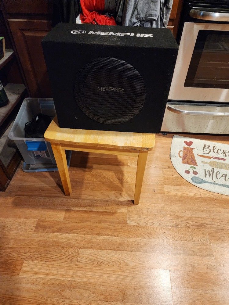 Memphis Subwoofer With Built In 400 Watt Amp
