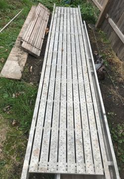 Aluminum deck