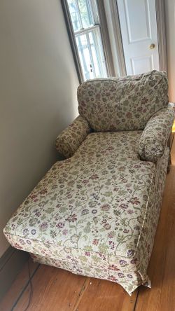 Comfy Chaise