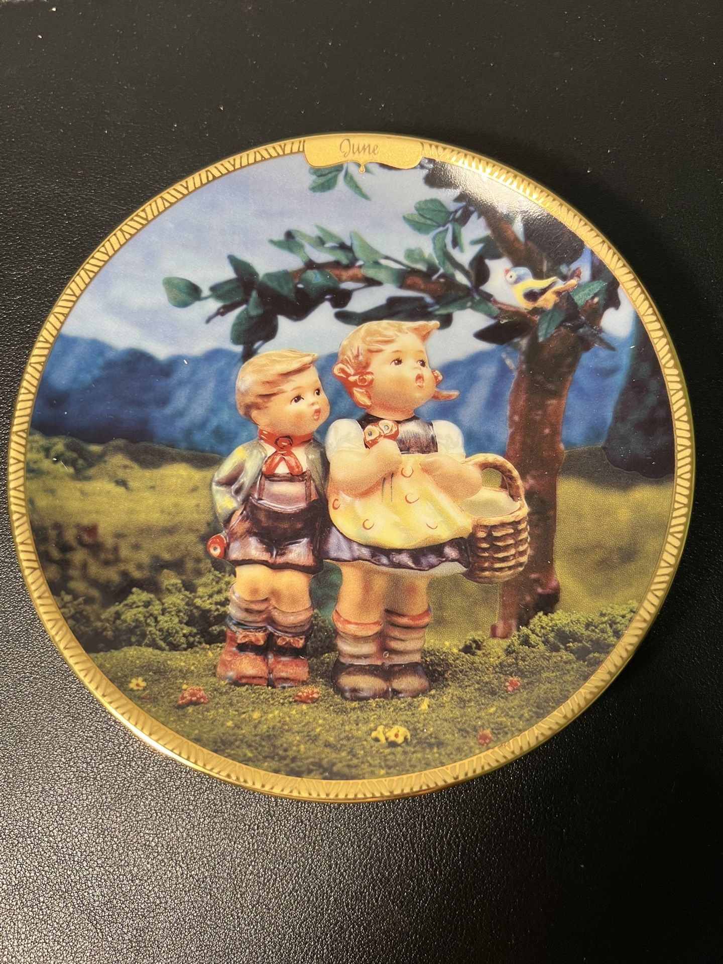 The Bradford Exchange 1999 Hummel Season Of Joy June Perpetual Calendar NIB 5.75”