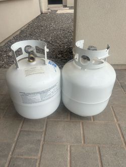 2 propane tanks
