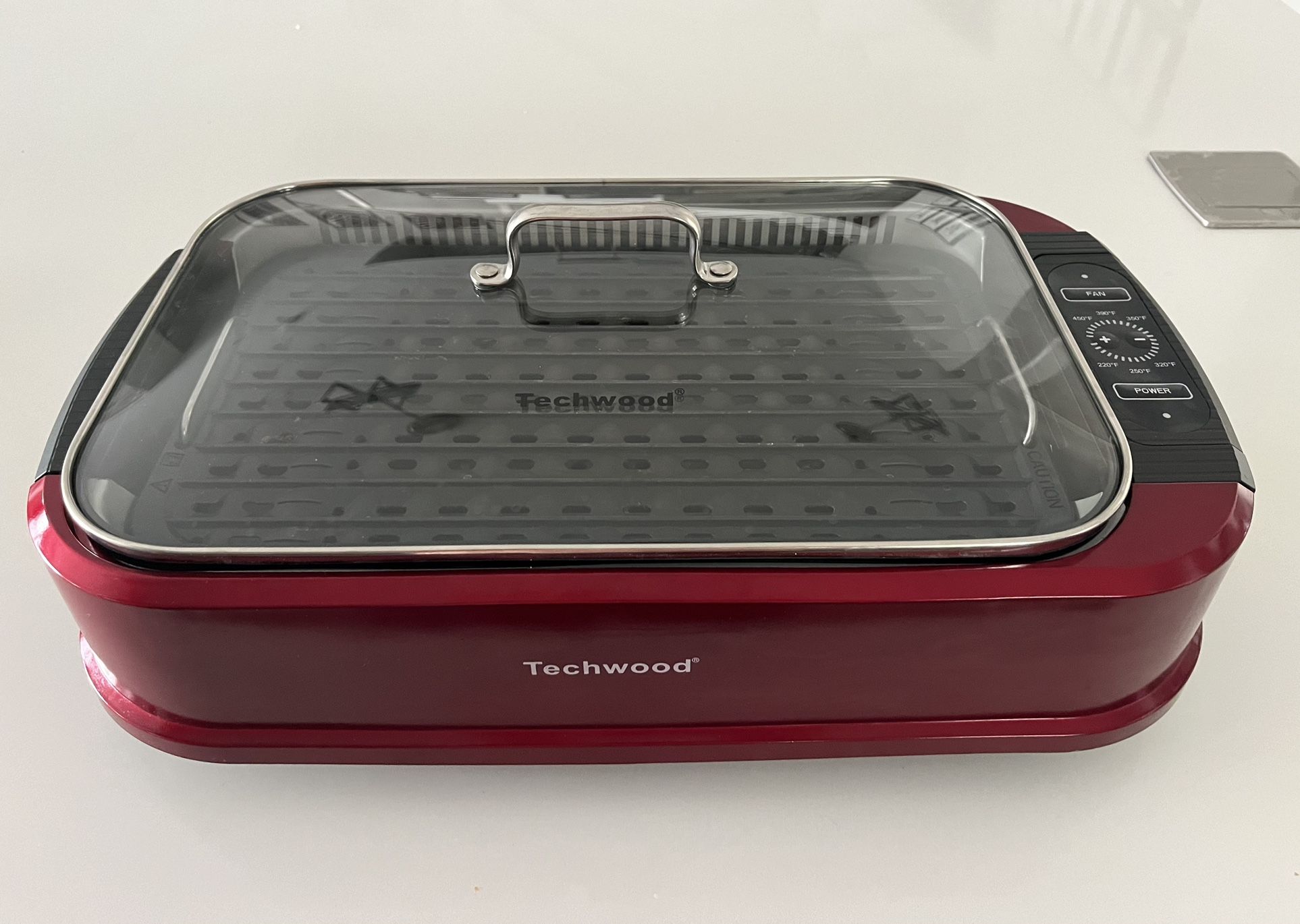 Tech wood smokeless indoor grill  Like New