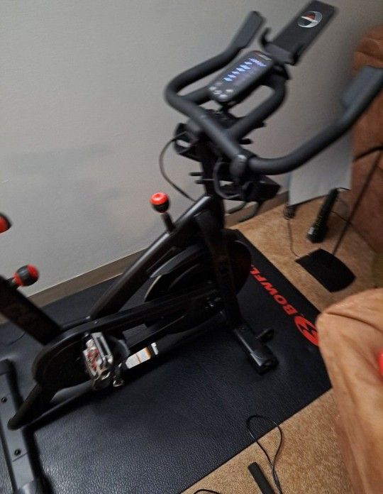 Bowflex C6 Exercise Bike