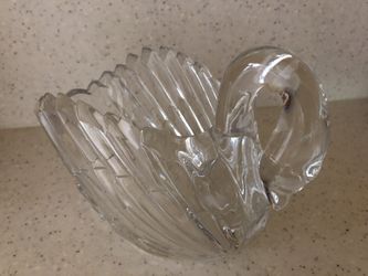Lead Crystal Swan