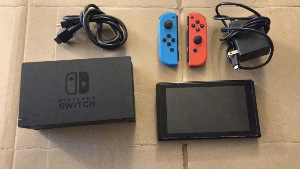 Nintendo Switch *for parts* Bundle