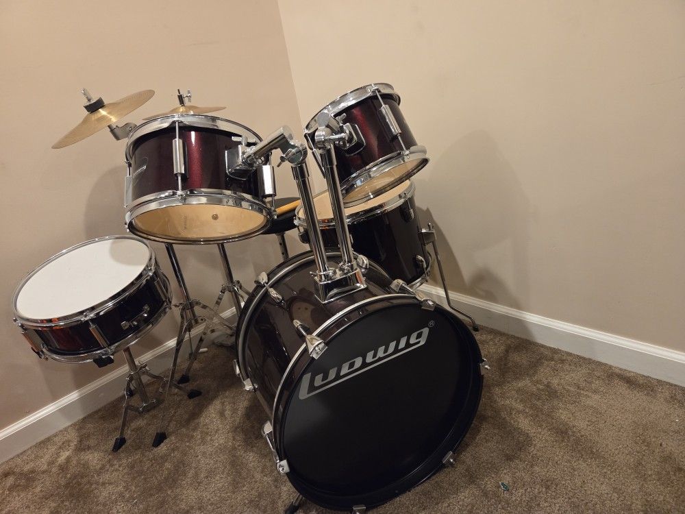 Ludwig 5 Piece Junior Drum Set With Cymbals- Wine Red Sparkle
