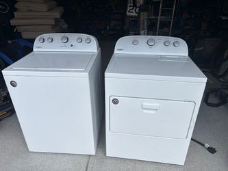 Whirlpool Washer & Electric Dryer Set
