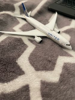 Gemini jet United 787-8 Dreamliner