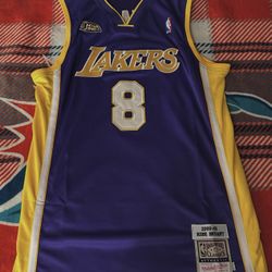 Los Angeles Lakers Size L & 2X