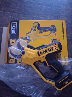 Pruner Dewalt