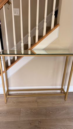 Gold trim console