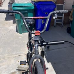 BMX Bike (Send Offers)