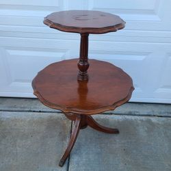Antique  Table Petite