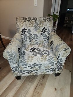 Ashley Chair