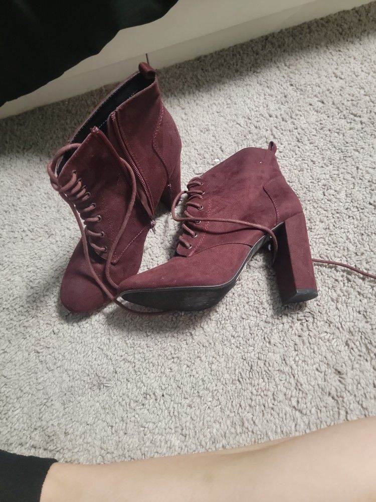 burgundy suede heels size 8