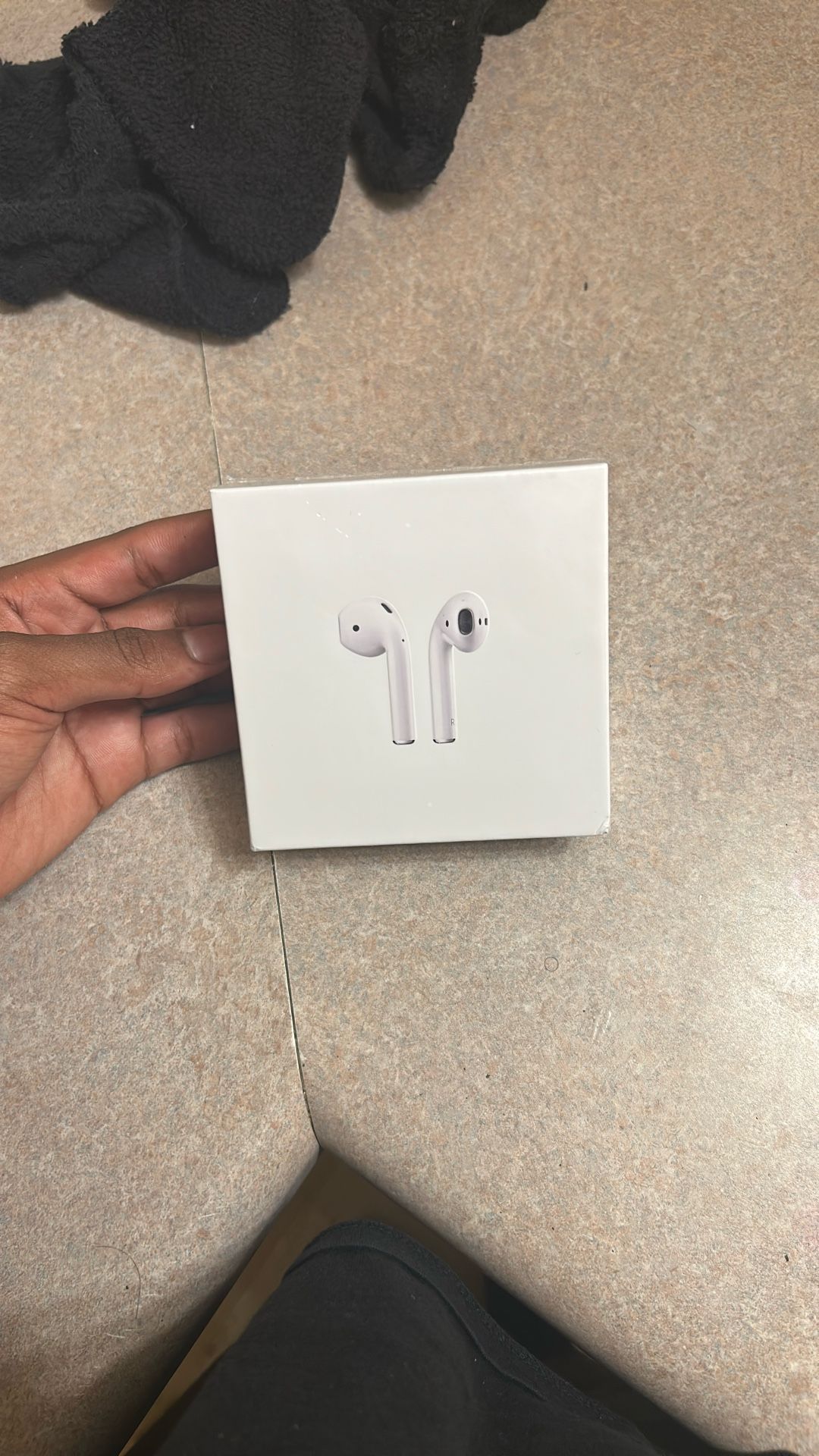 AirPods With MagSafe Charging Case (GOOD DEALS)