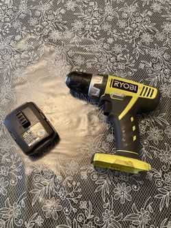 Ryobi 12 volts battery powered drill (BATTERY CHARGER NOT INCLUDED)
