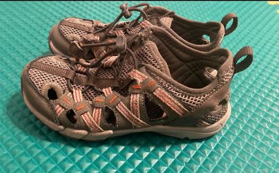 Kids merrell sandals size 12.5