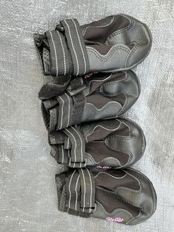 NEW PITPET WATER PROOF BOOTIES