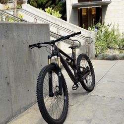 full suspension mtb-intense carbine 2022 