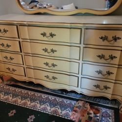 Mid Centry Furniture Dresser 