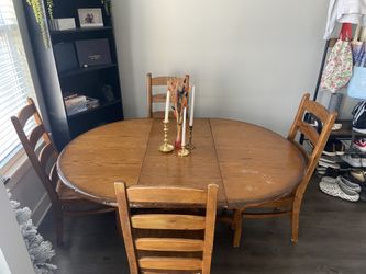 Solid Wood Oval Leaflet Table