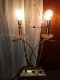2004 Vintage Art Deco Dual Bulb Gold Painted Metal Hotel Table Lamp