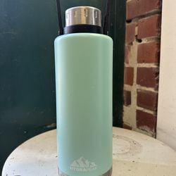 67 oz Hydraflask & 50 Oz Coffee Carafe
