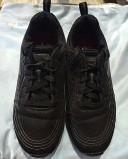 WOMEN'S SKETCHERS,  ULTRA WORK SHOES  ( SIZE 7 )