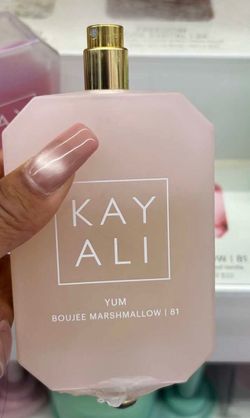 Kayali Yum Boujee Marshmallow 81 Perfume