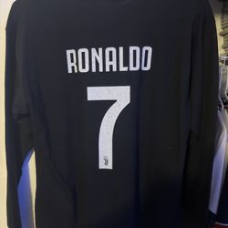 Ronaldo Jersey/shirt ( Men’s Small )