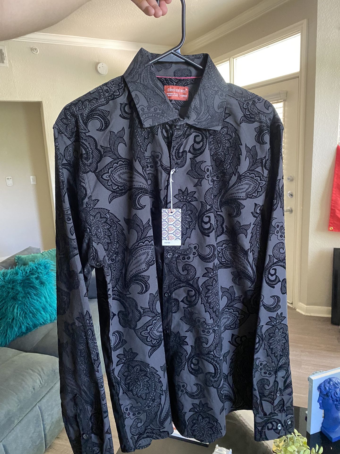 Consequence Men’s Large Navy Paisley Button Shirt 