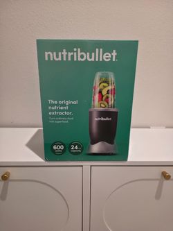 NutriBullet Original 600W Personal Blender – Brand New in Box