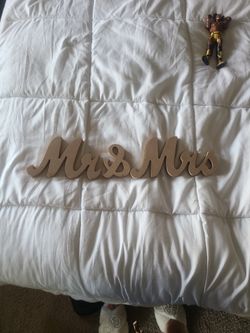 Mr & Mrs