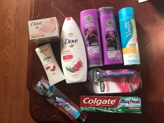 Womens beauty bundle $25.00