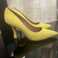 Yellow Heels 