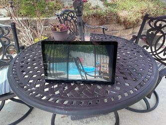 Samsung Galaxy View (18.4-inch, 2015) Does Not Power On – For Parts/Repair