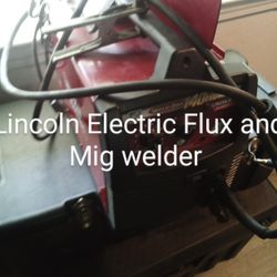 Lincoln Electric Flux Core/Mig 140HD Welder 