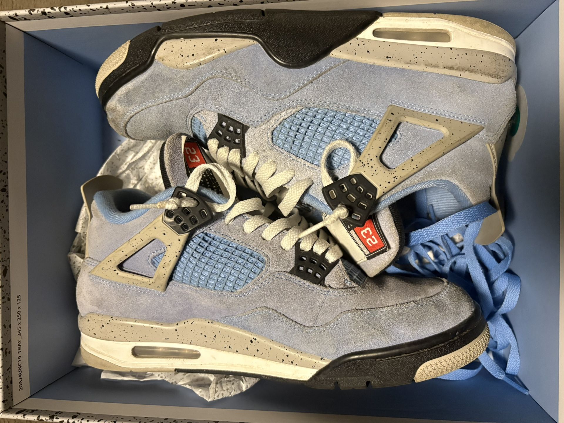 Jordan 4 University Blue