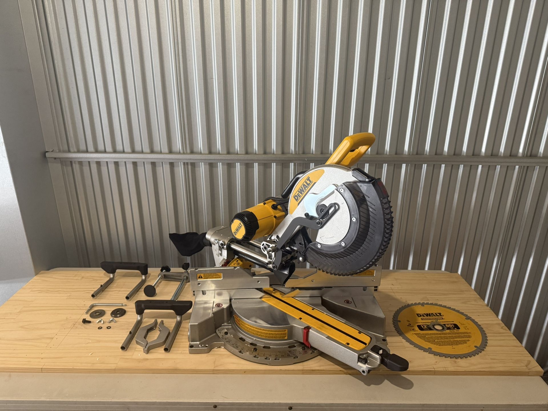 DEWALT 15 Amp Corded 12 in. Double Bevel Sliding Compound Miter Saw