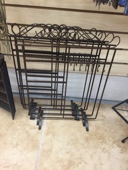 Jewelry stand