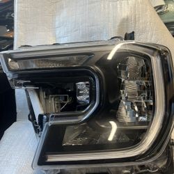 2024 FORD RANGER  LEFT HEADLIGHT LED REFLECTOR 