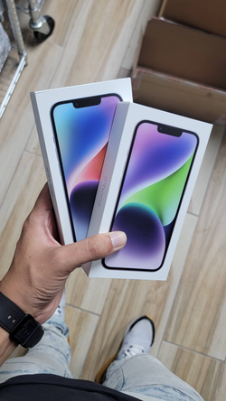 Apple iPhone 14 