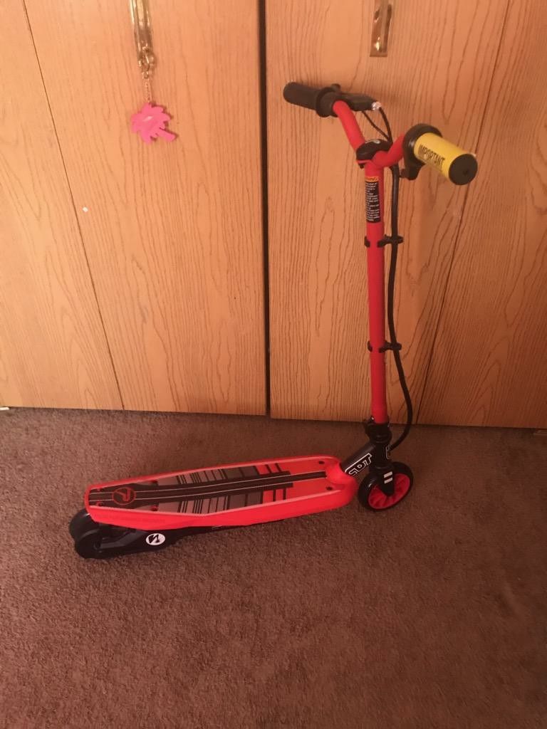 Electric scooter