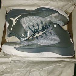 Air Jordan Basketball Shoe Men Size 10.5