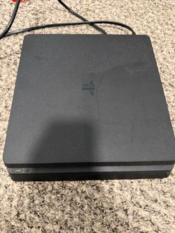 🎮 PlayStation 4 (PS4) + 4 Controllers + Cables – Good Condition