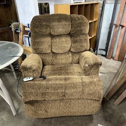 Lift Chair Great Condition 